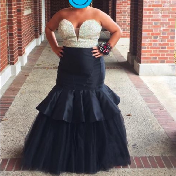 Prom Dress - Picture 4 of 4